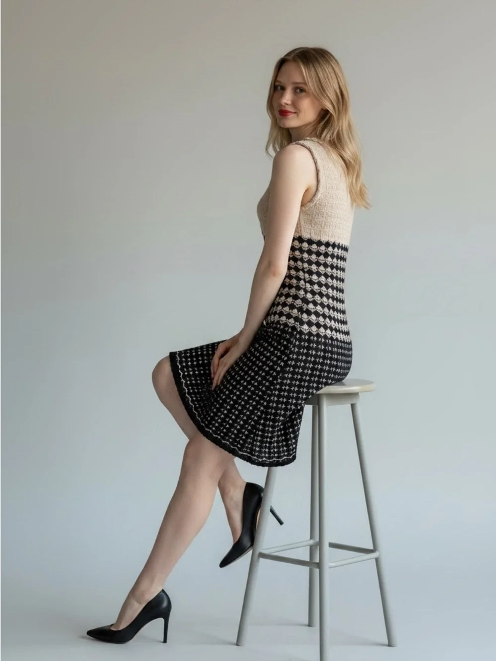 CHANEL Beige and Black Knit Sleeveless A-Line Dress